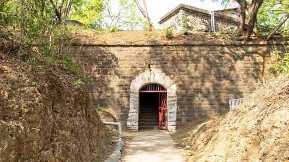 Sitabuldi Fort Nagpur, Maharashtra: History, Timings, Ticket Fee, Facts